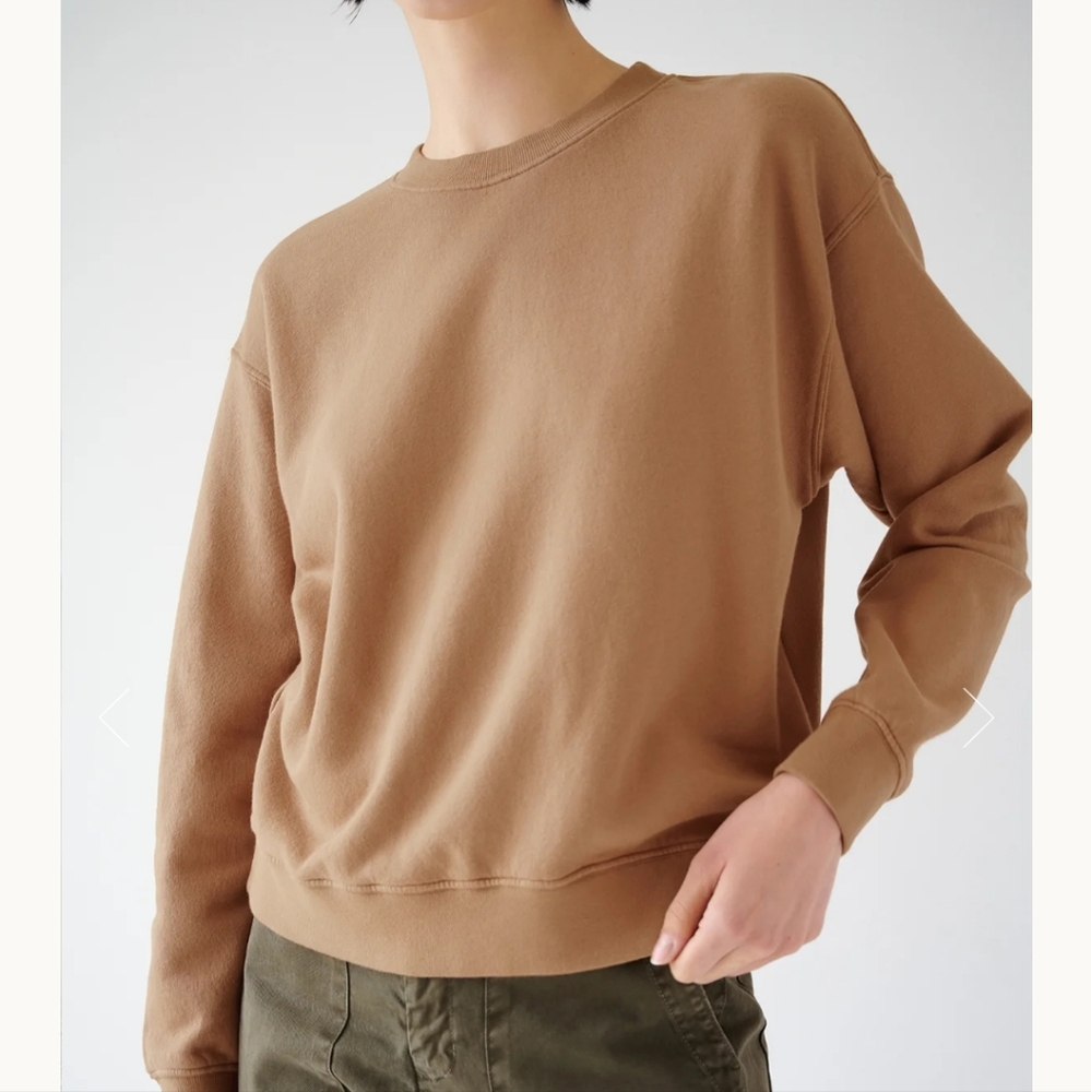 Velvet by Graham & Spencer Sweatshirt and Jogger Set Small